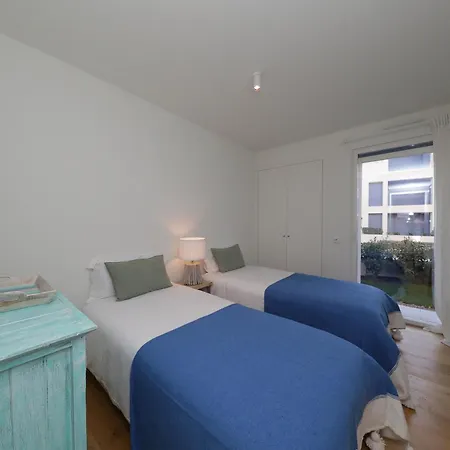 公寓 Elegant 2br With Pool & Garden 塔维拉
