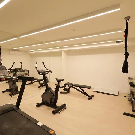 公寓 Elegant 2br With Pool & Garden